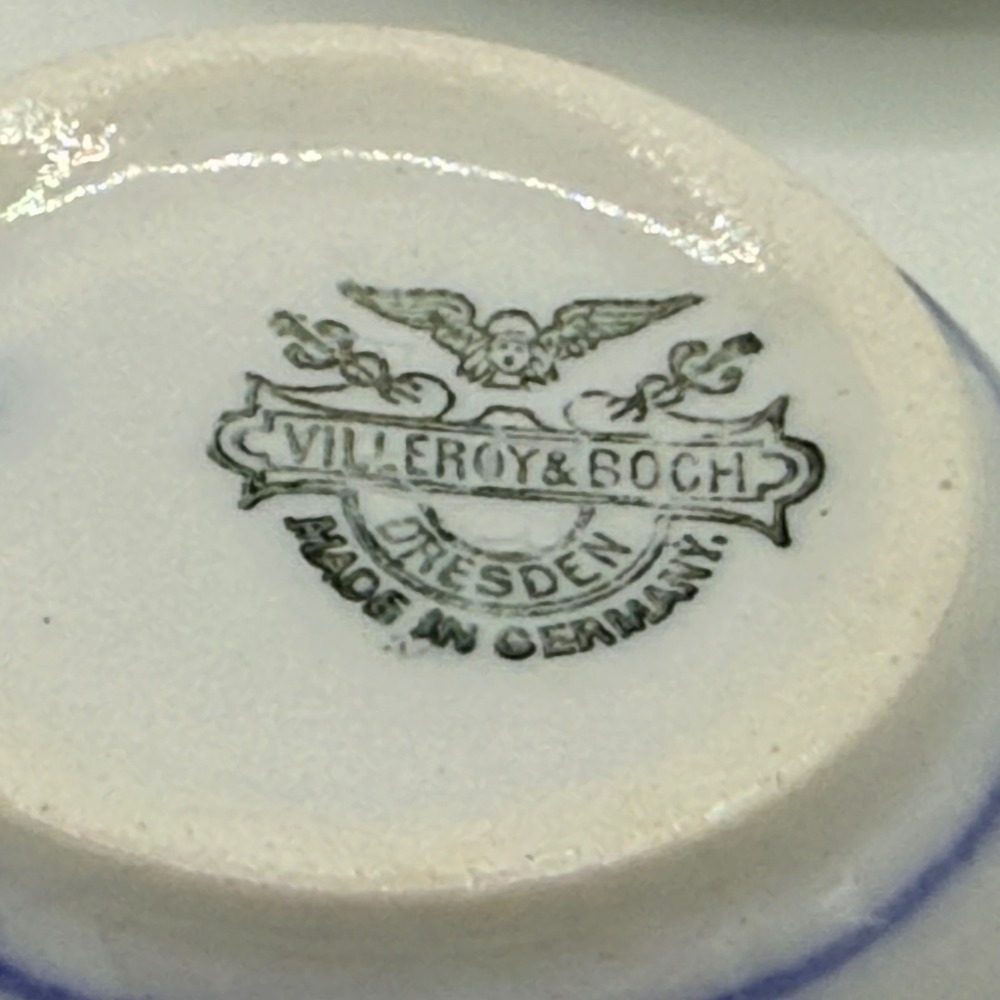 Antique Villeroy & Boch Dresden Blue Demitasse Cups Saucers Porcelain Germany - Picture 6 of 12